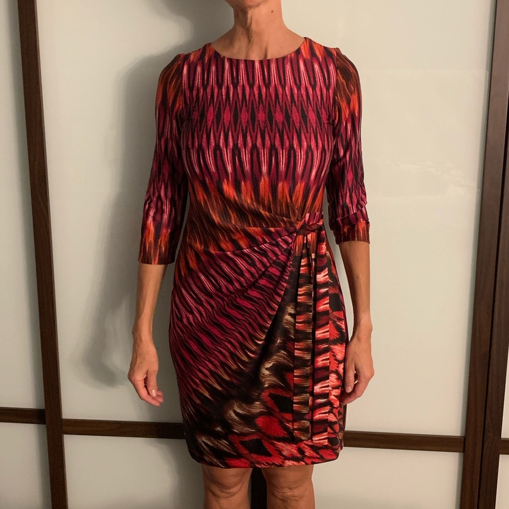 Red/pink dress